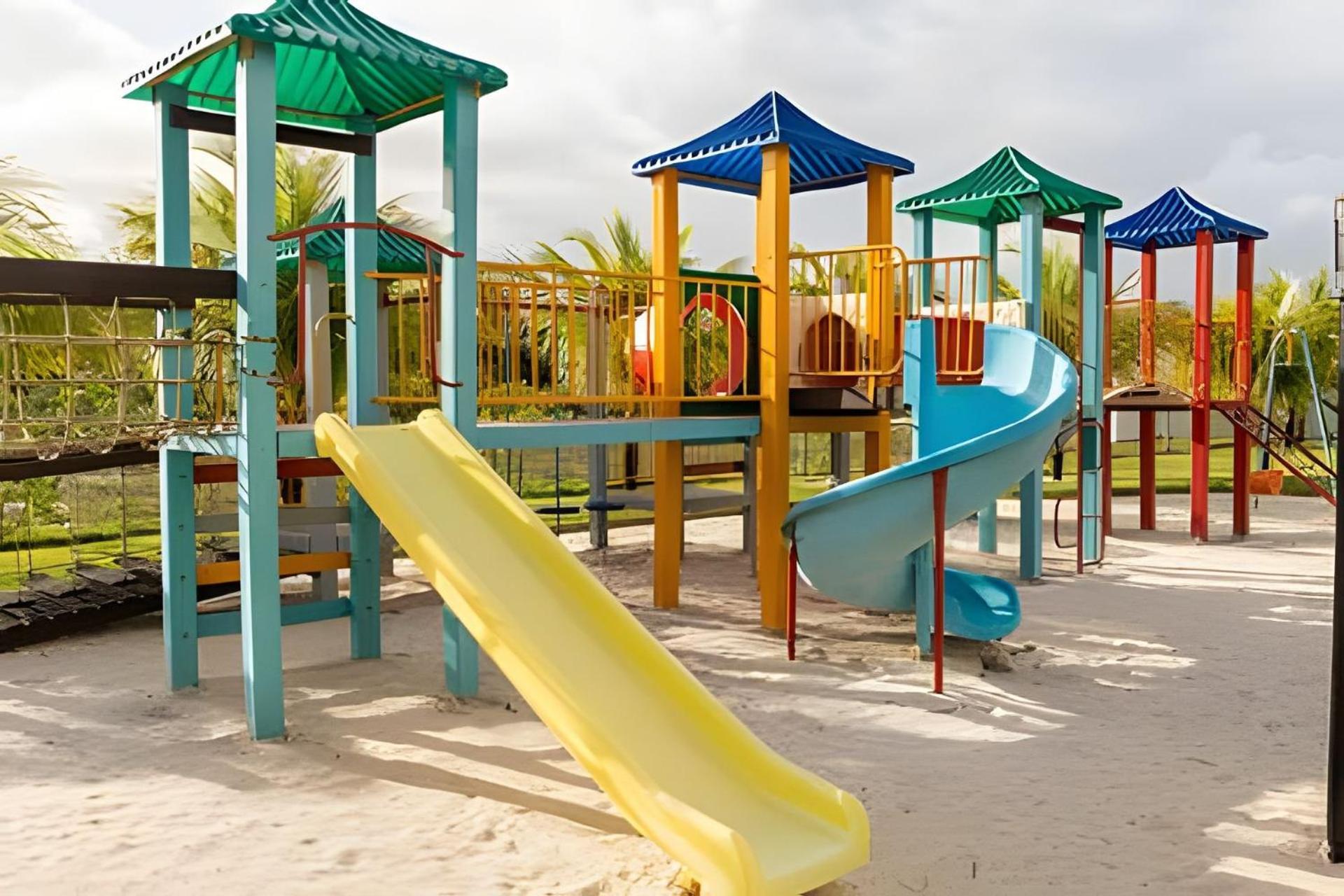 Complexo Iberostar - Praia Do Forte Bahia - Imoveis De Luxo, De 2 E 3 Quartos No Melhor Local Da Praia Do Forte Mata de São João Zewnętrze zdjęcie